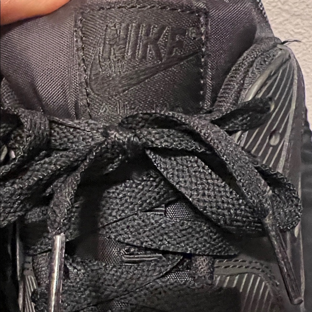 Nike Air Max 90 Men's Triple Black Sneakers - Picture 4 of 8